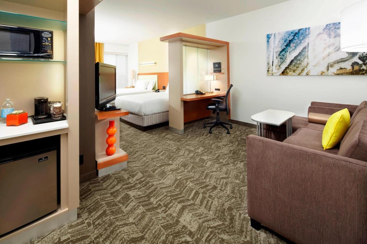 Springhill Suites By Marriott Chicago Waukegan/Gurnee Exterior foto